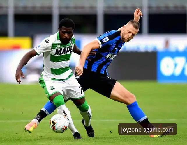 爱游戏怎么下载安装教程 国际米兰大胜萨索洛,阿坎吉处子球与零封哲学引热议,爱游戏平台带来最新赛事深度解析